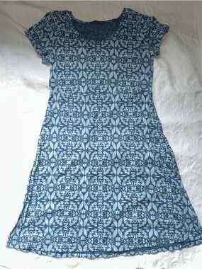 fresh produce Blue Floral-Print Short Sleeve Dress